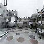 Panzió Aperture