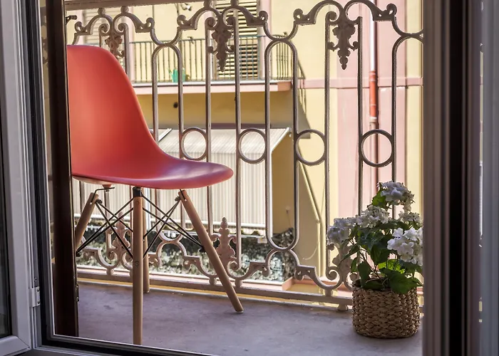 Oda ve Kahvaltı Aperture